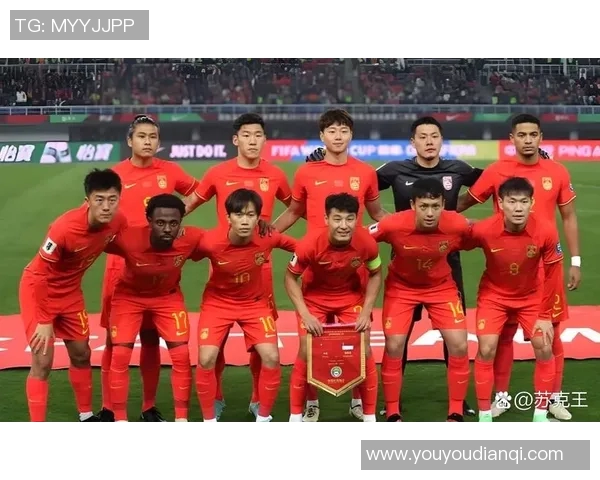 中国足球队精彩瞬间视频集锦展现球队拼搏精神与团结力量